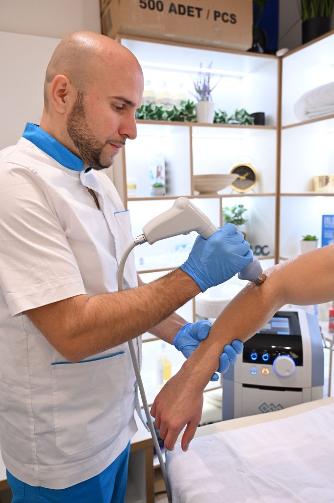 teniski lakat lečenje